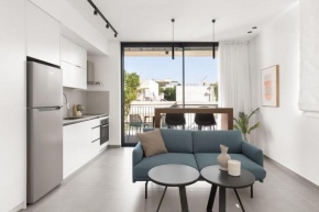 Luxury Studio Beach Flat 421